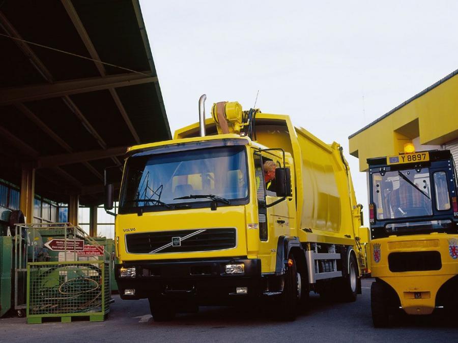  Volvo FL Rolloffcon 2000 года  (фото 6 из 8)